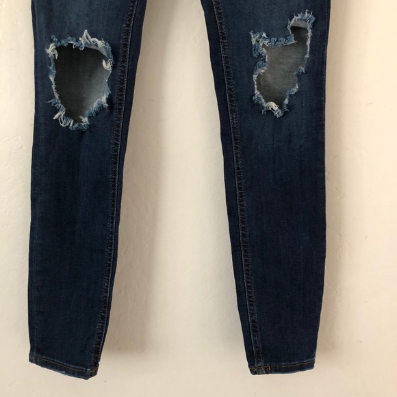 Free People Busted Knee Skinny Jeans - Picture 7 of 8